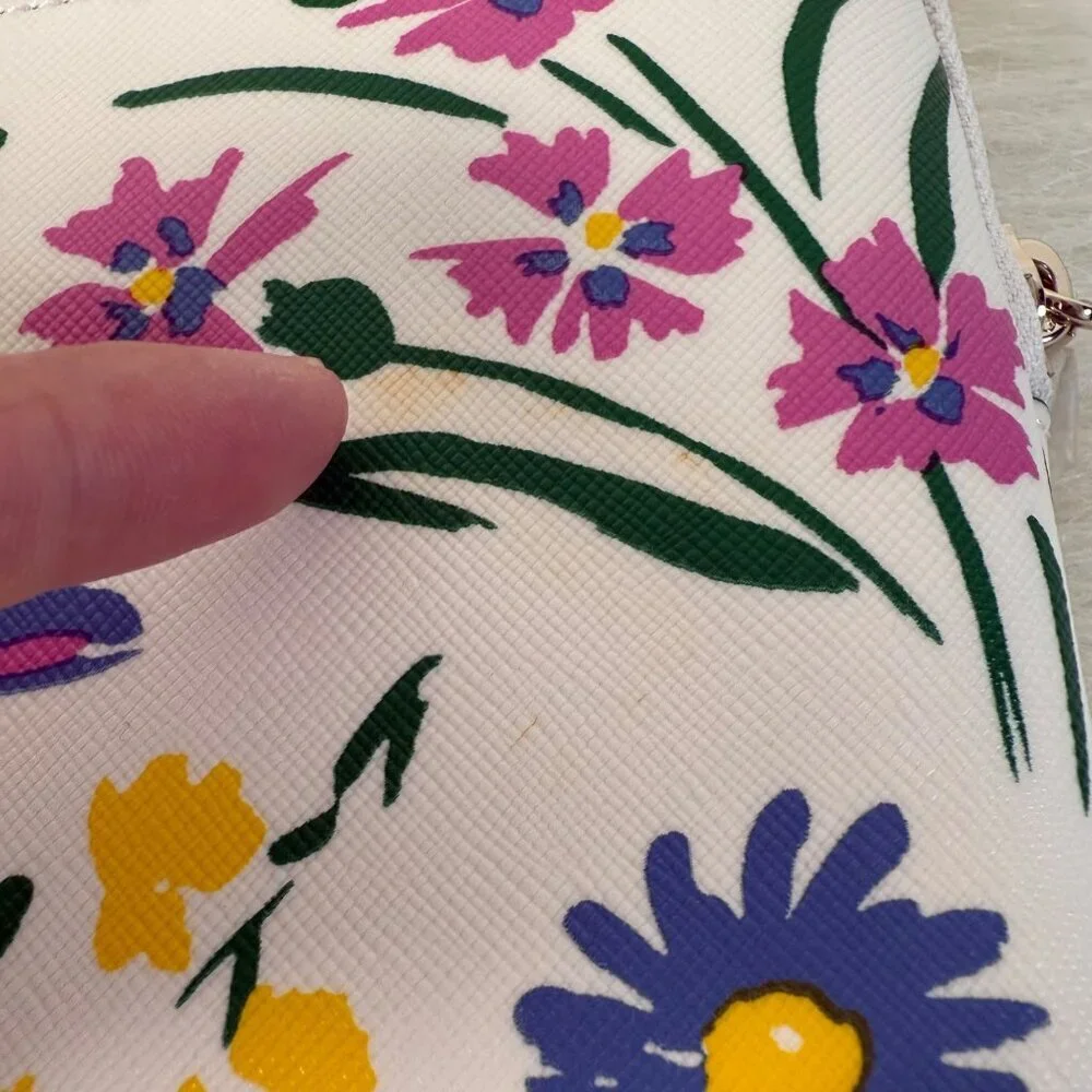Kate Spade Floral Garden Bouquet Padded Laptop Case Multi Color 15.3'' Chic